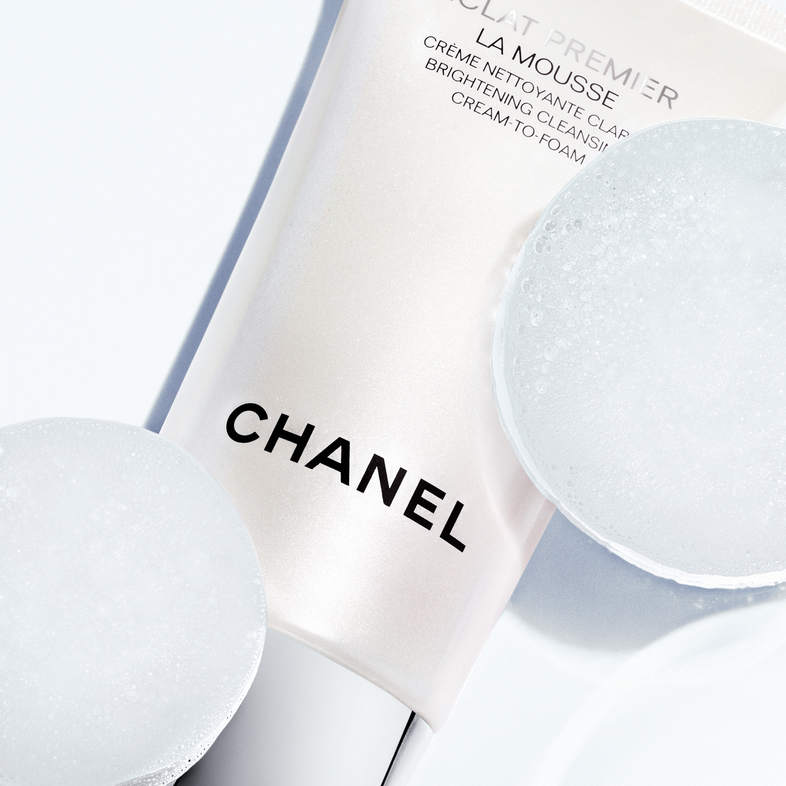 CREMA ESPUMA LIMPIADORA ILUMINADORA